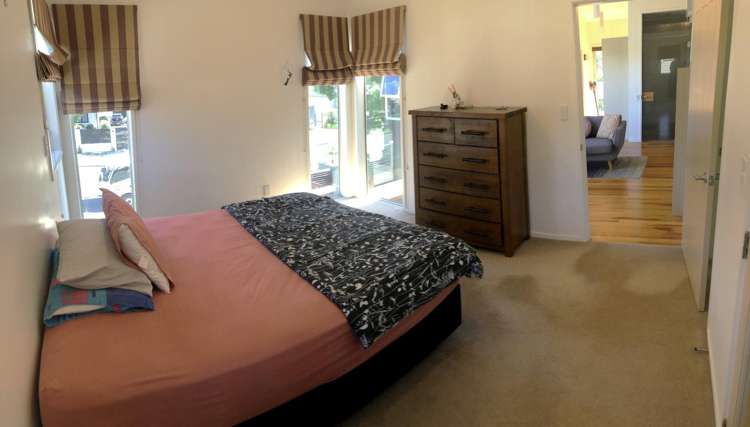 76 Heretaunga Square Silverstream_13