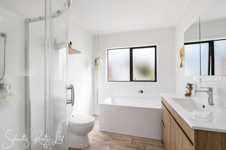 316 Mountain Road Maungaturoto_34