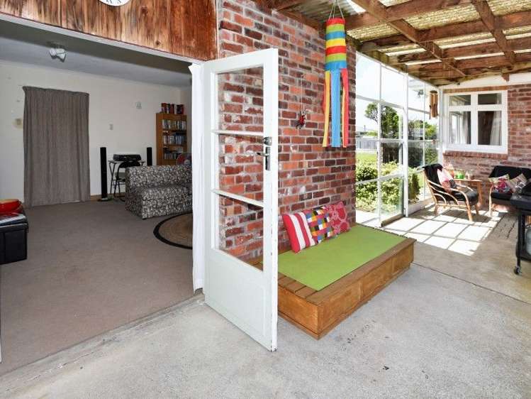 48 North Terrace Darfield_13