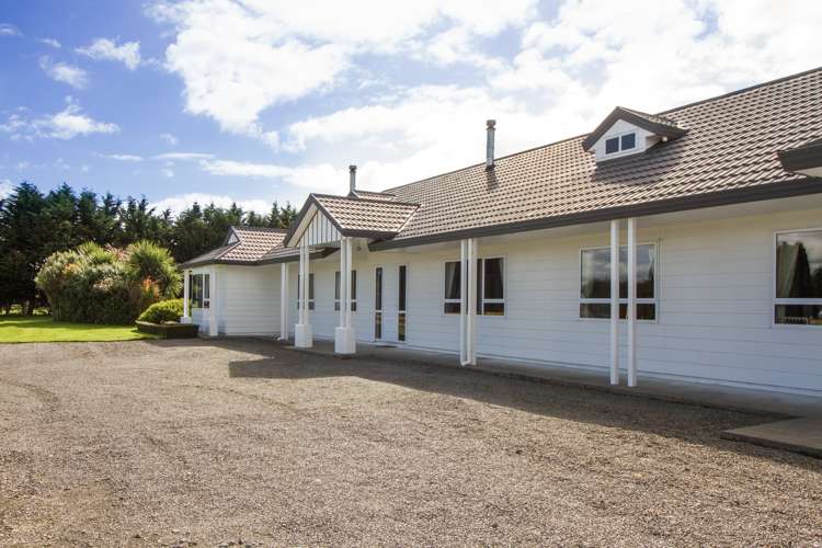 2027 Longburn Rongotea Road Longburn_7