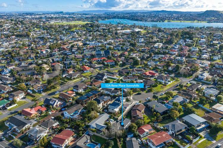 12A Rene Place Sunnyhills_24
