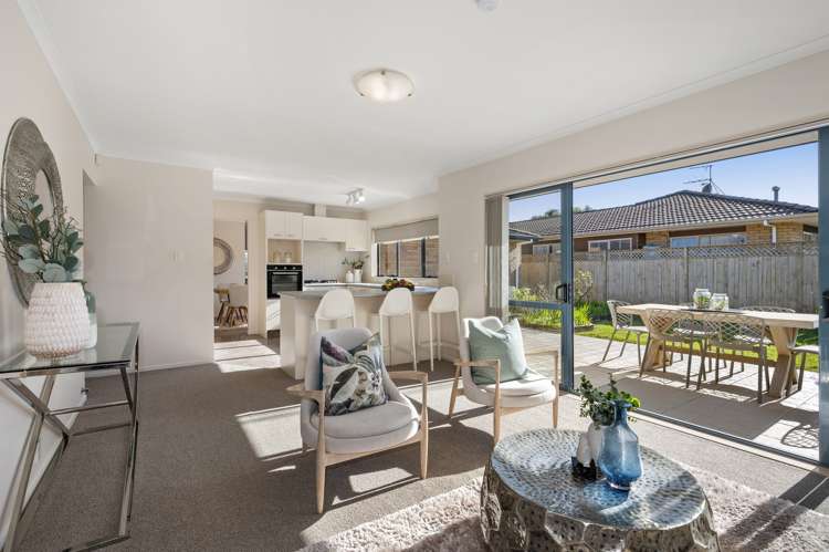 35 Huntington Drive Huntington Park_11