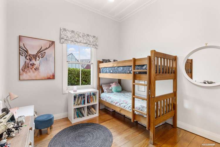 2 George Street Waiuku_12