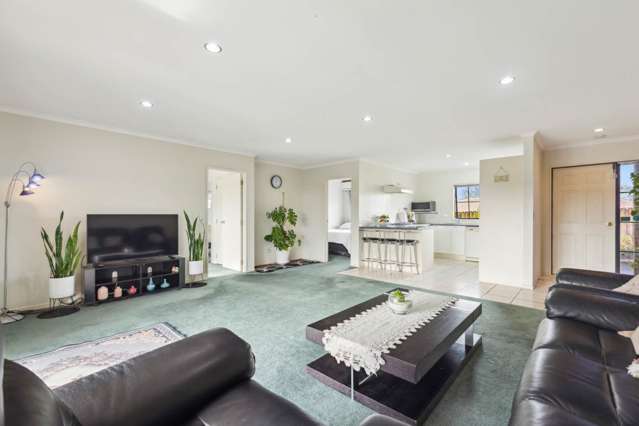 32 Bicknell Road Favona_2