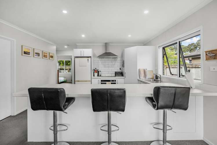 6 St Michaels Lane Taita_10
