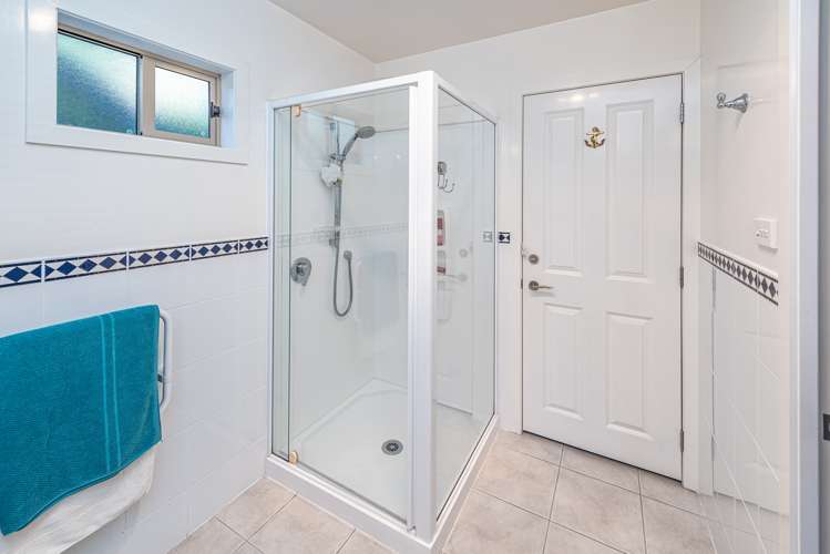 12 Suffolk Drive Otamatea_19