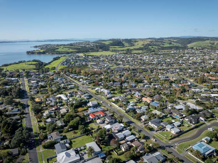 127 Second View Avenue Beachlands_25