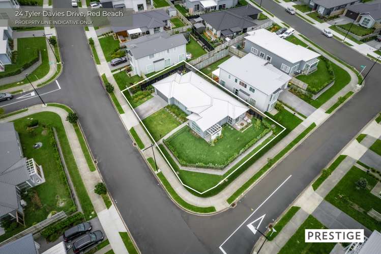 24 Tyler Davies Drive Red Beach_18