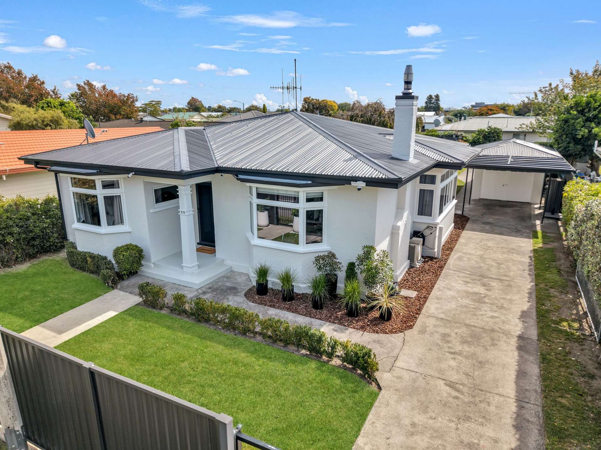 215 Riverslea Road South Akina_0