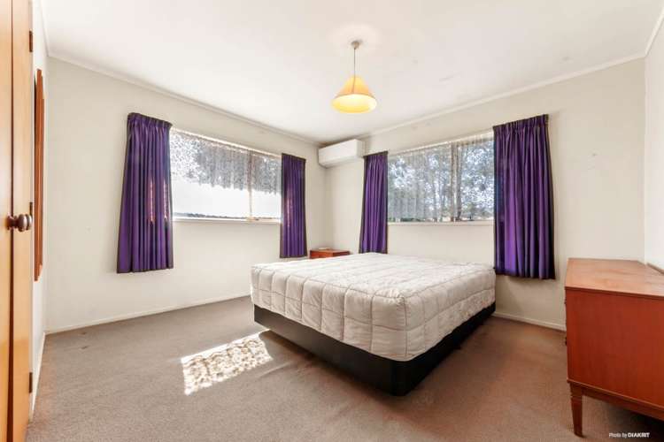 2/4 Landseer Place Blockhouse Bay_10