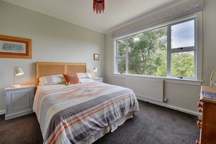 11 Rock Street Gore Surrounds_10