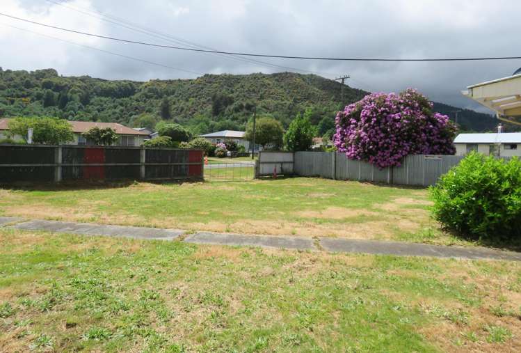 72 Main Street Reefton_13