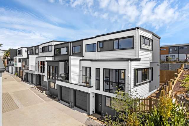 Experience the Best of Hobsonville Living!