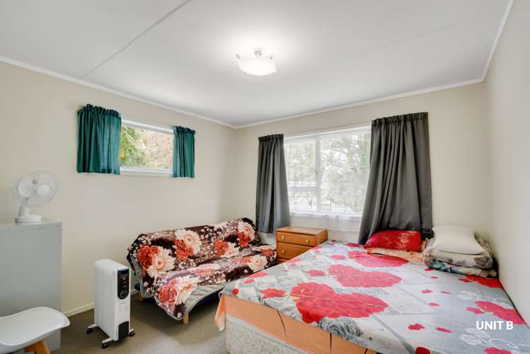 22A & B Barrie Crescent Silverdale_13