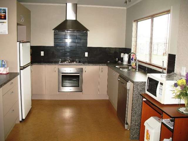 108 Karo Drive Matarangi_3