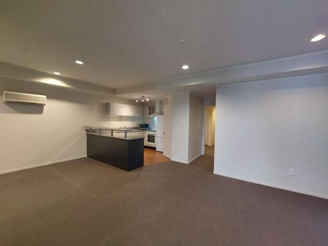 1150B Victoria Street 3295_3