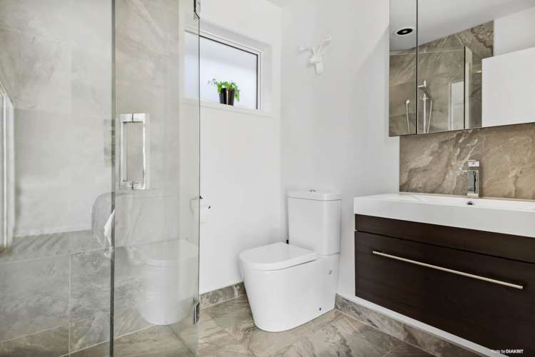 8 Knoll Rise Pukekohe_8