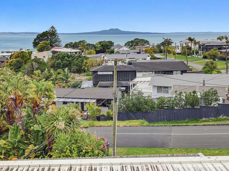 3/2 Rewi Street Torbay_11
