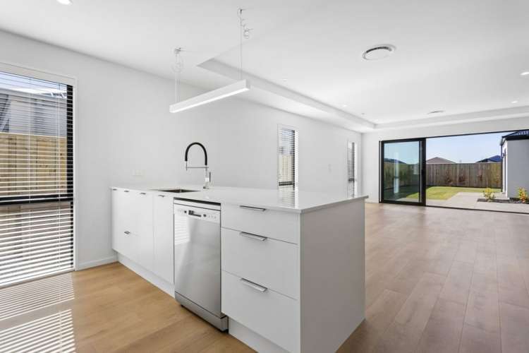 41 Derbridge Street Woodend_7