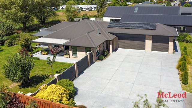 8 Alton Place Allenton_1