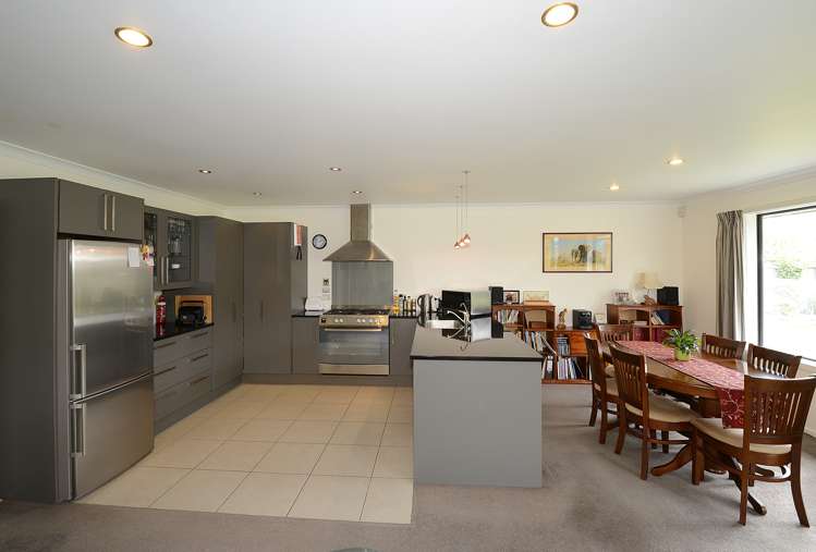 13 Farm Road Allenton_13