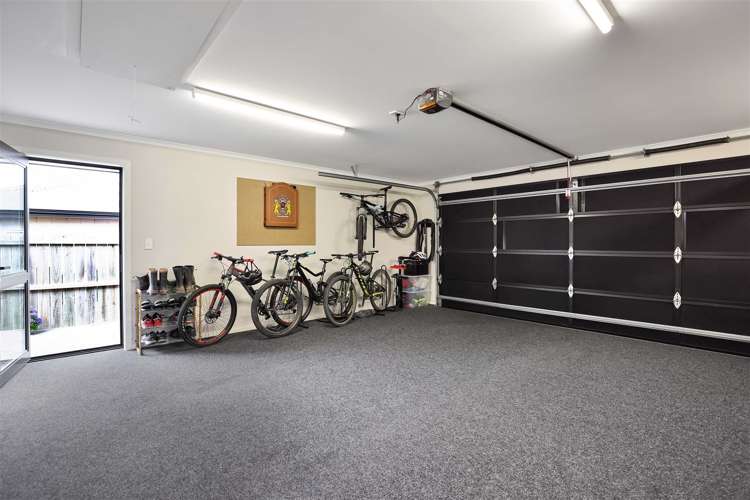 2 Douglas Drive Allenton_22