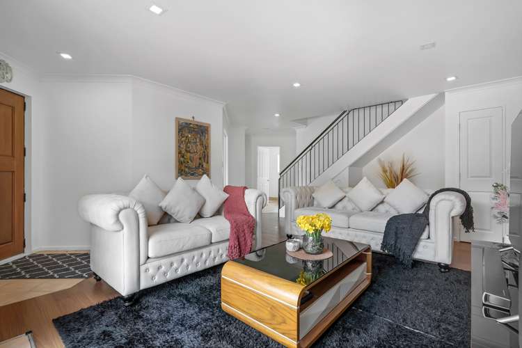 8 Chardonnay Rise Henderson_9