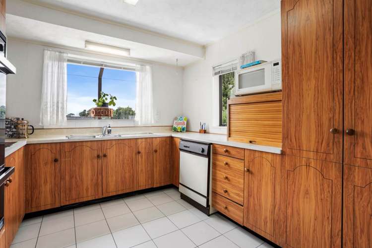 2/21 White Heron Drive Massey_15