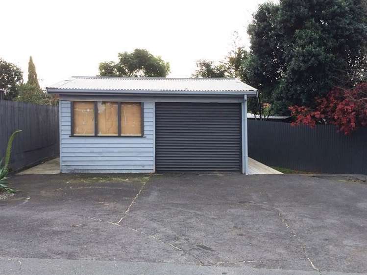 13 Lincoln Road Manurewa_1