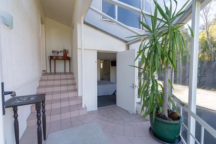 2 Lakefront Drive Te Anau_9