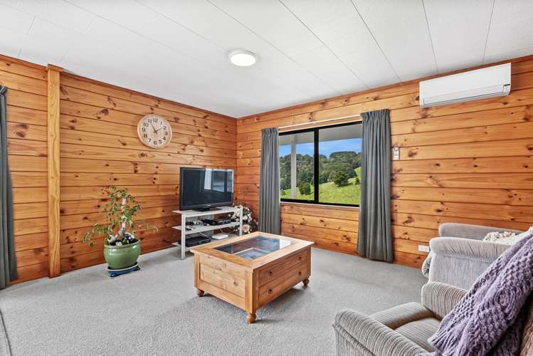 2006A State Highway 1 Whakapara_14