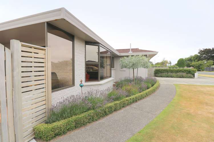 33 Stirling Street Windsor_30