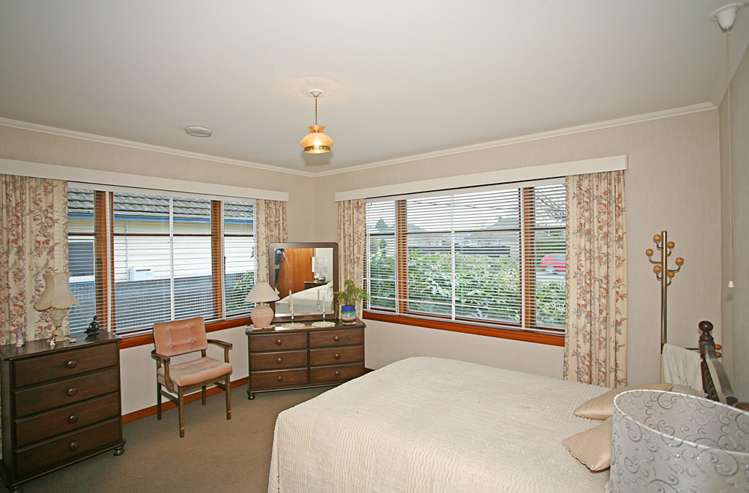 120 Springs Road Hornby_12