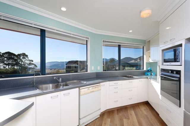 328 Princes Drive Britannia Heights_4