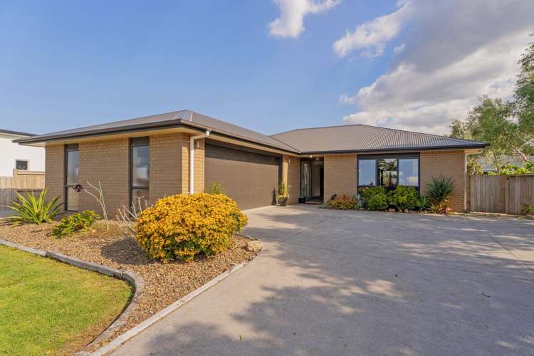 70 Cholmondeley Crescent Whitianga_0