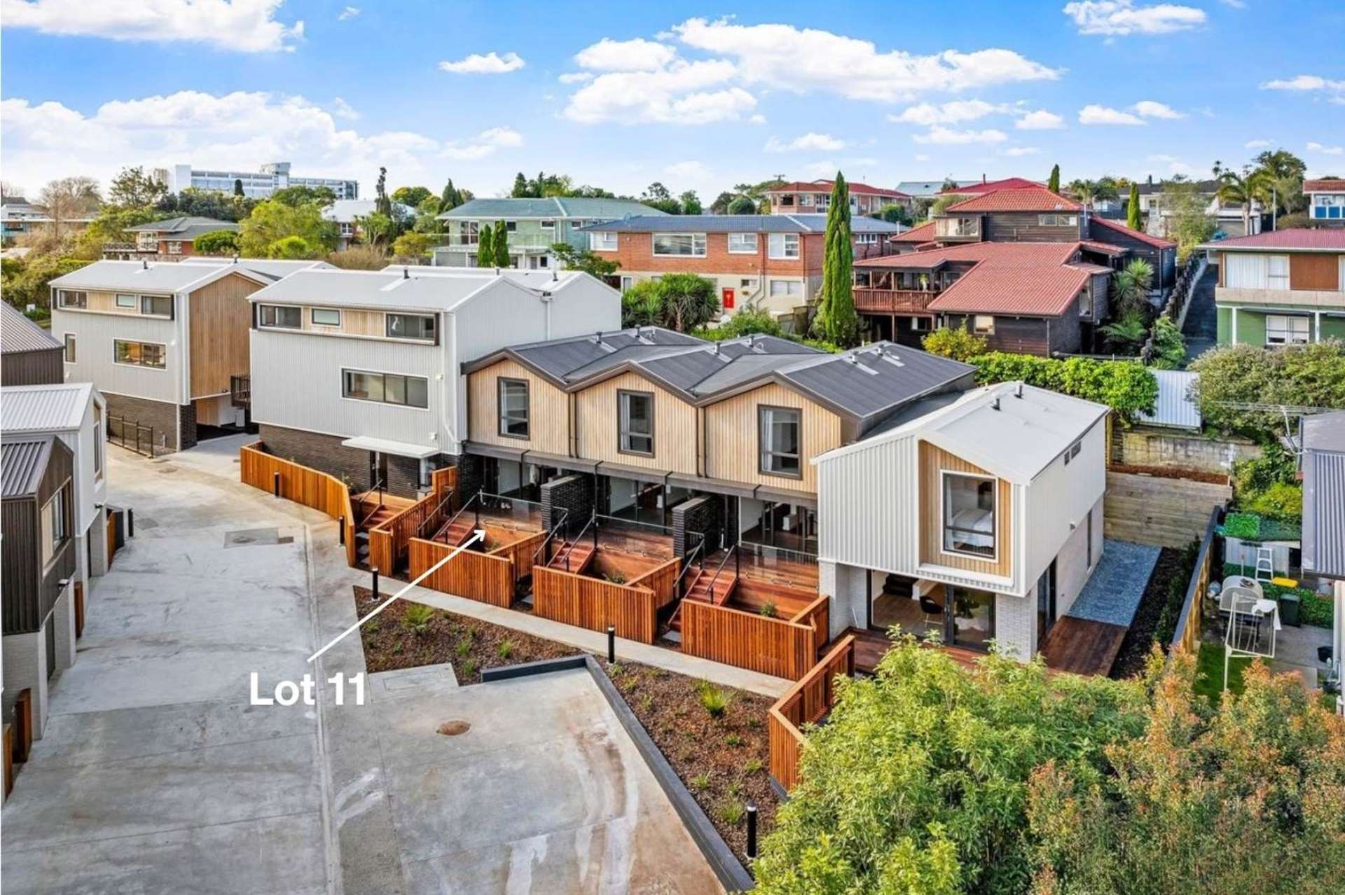 11/98-100 Walker Road Pt Chevalier_0