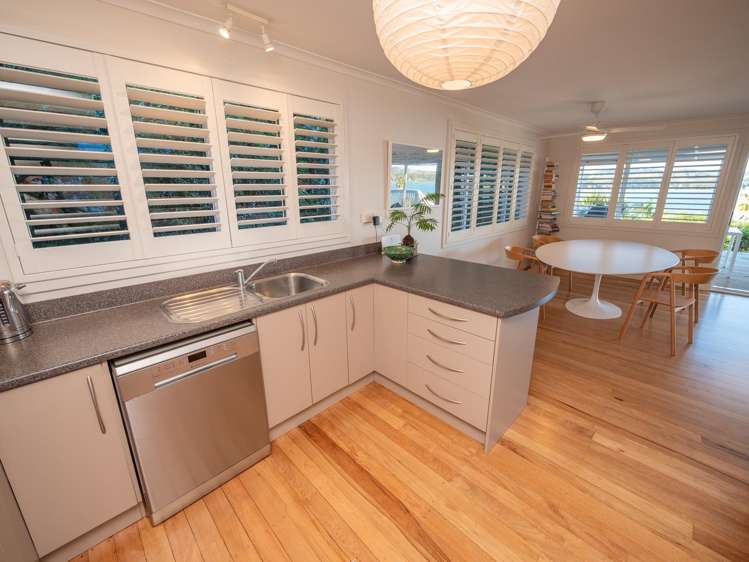 21 Grey Street East Mangonui_11