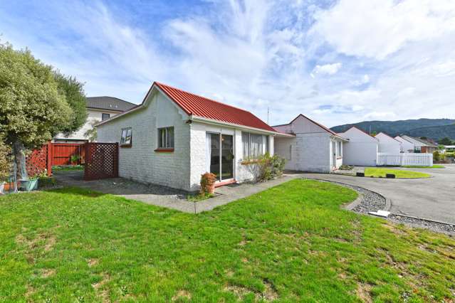 1/4A Gower Street Silverstream_4