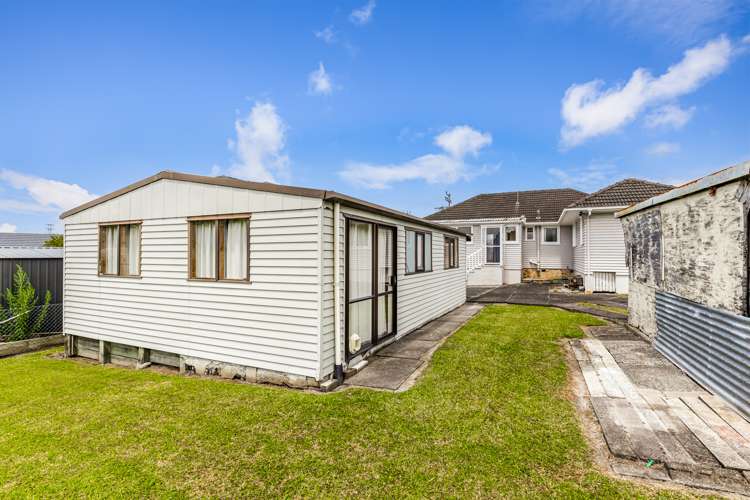 46 Hepburn Road Glendene_23