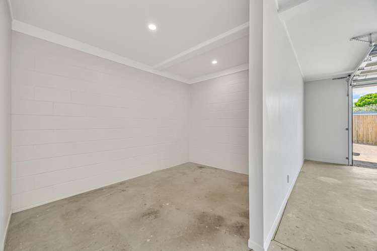 16 Tornado Place West Harbour_21