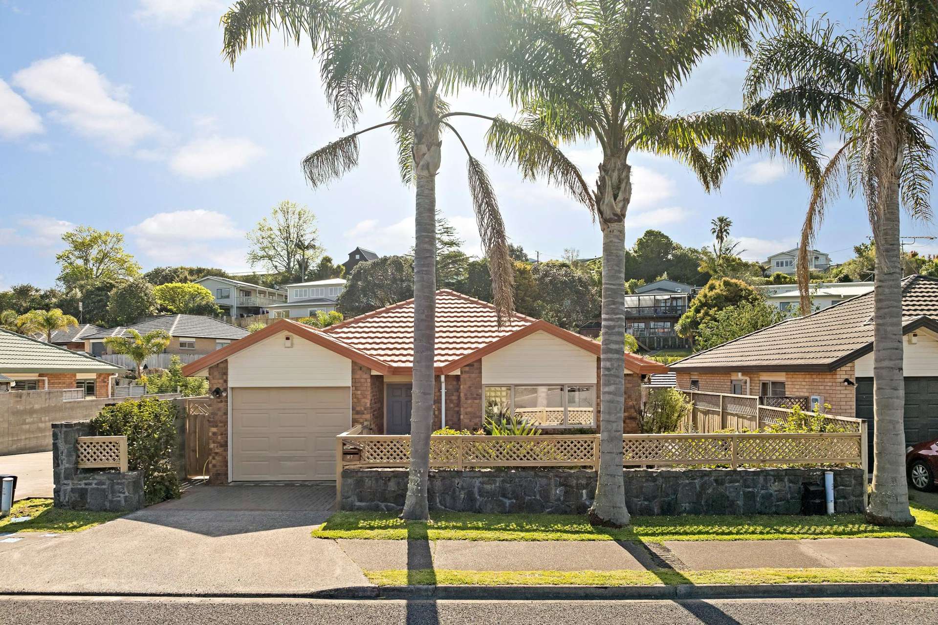 27 Red Hibiscus Road Stanmore Bay_0