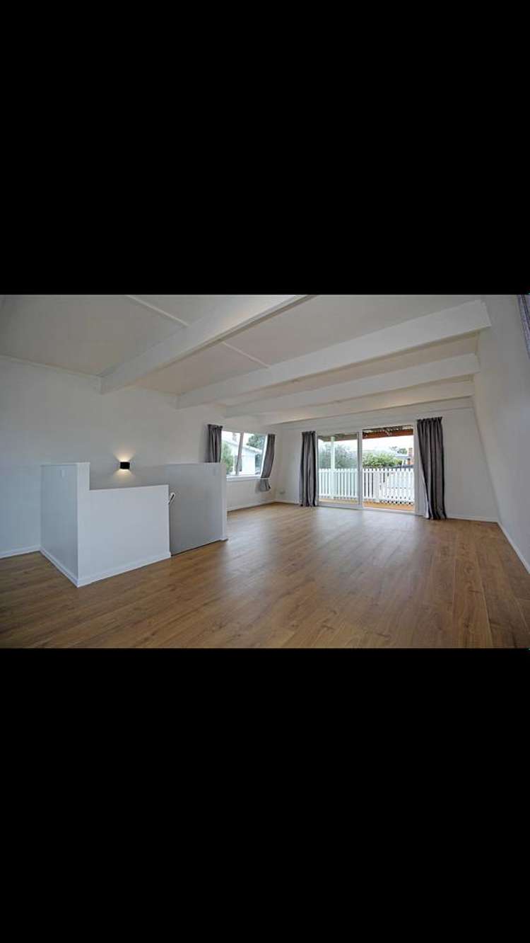 1/18 Edgerton Road Te Atatu Peninsula_5