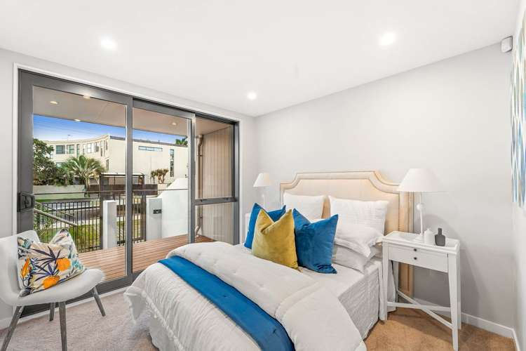 1/6 Ocean View Road Northcote_24