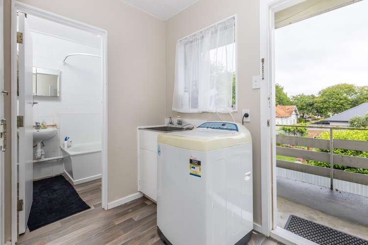 28 Wellington Street Hamilton East_18