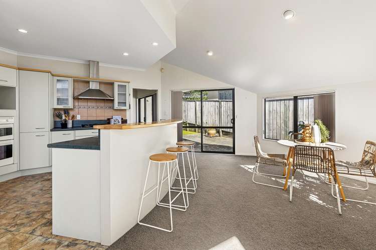 23 Amesbury Drive Churton Park_3