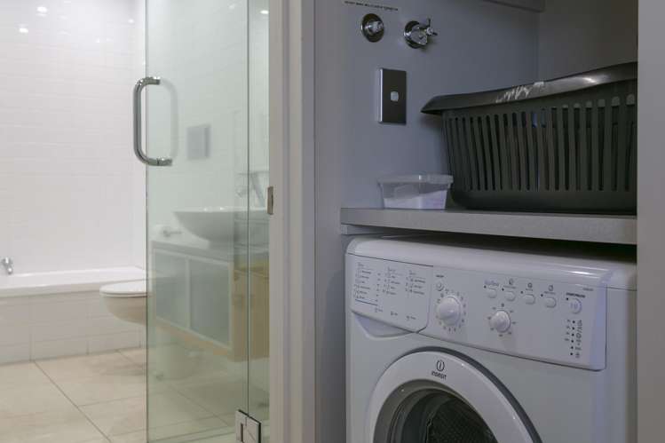 11/2 Lowell Place Waipahihi_19