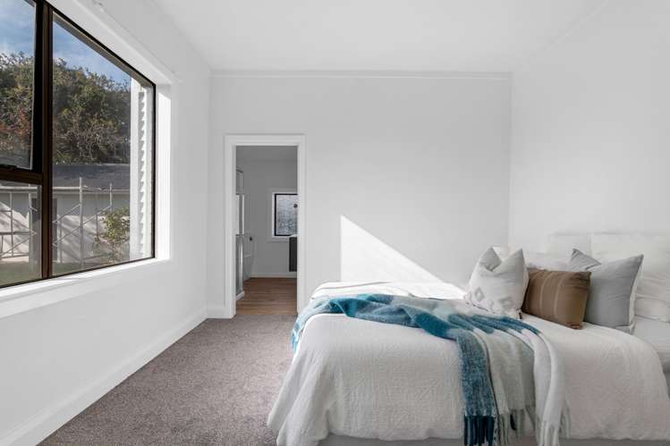 327A Breezes Road Aranui_13