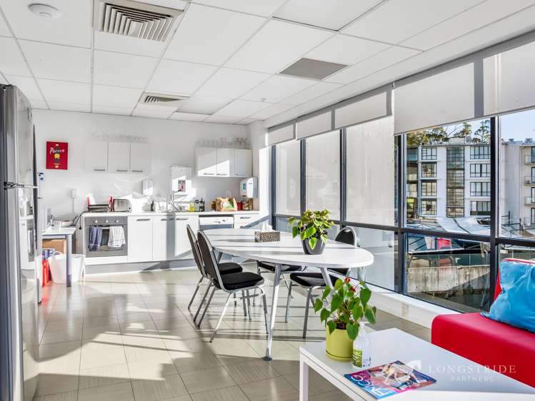 B/100 Carlton Gore Road Newmarket_3