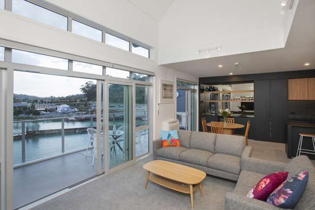 404/4 Reads Quay, Marinaview Gisborne_2