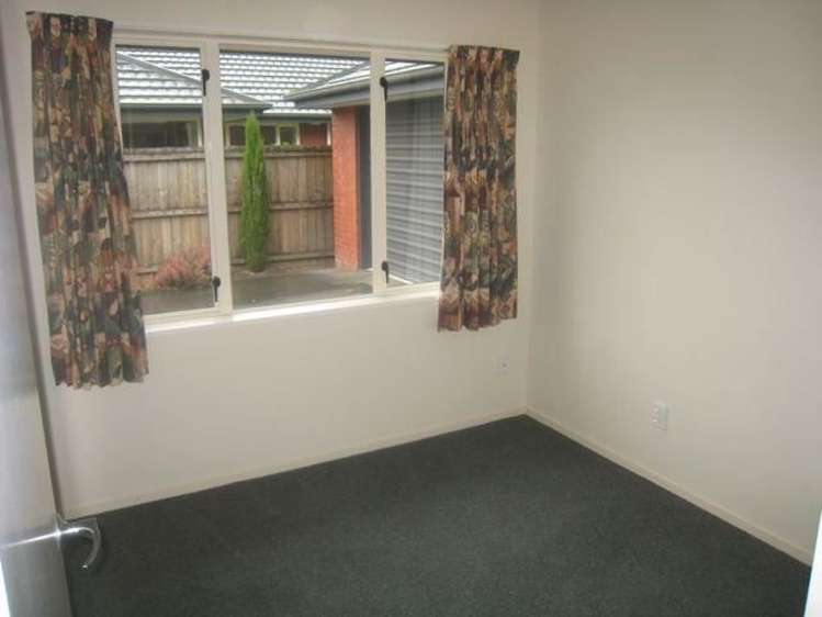 8 Kydd Lane Hornby_7